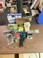 Overview of all items on table