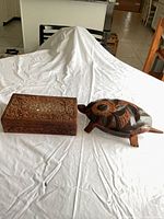 Turtle box and rectangular inlaid box closed, size comparison