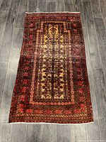 Full view of rug on floor
