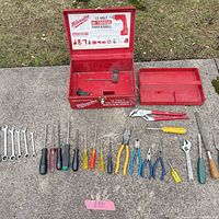Overall lot: open Milwaukee toolbox, removable tray, all tools laid out