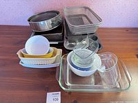 overview of entire mixed bakeware set