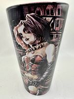 Front view showing Harley Quinn artwork