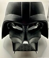 Front view of Darth Vader helmet toaster