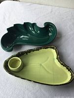 Both ceramic dishes side by side