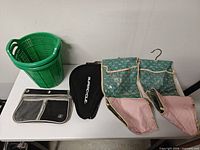 Overview of all five items on table