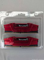 Front view of both DDR4 modules in clamshell
