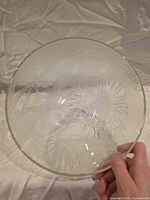 Top view showing hibiscus pattern inside bowl