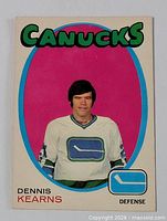 Front of the 1971-72 O-Pee-Chee Dennis Kearns rookie card