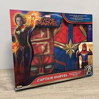 Front of boxed Captain Marvel child costume showing contents and graphics