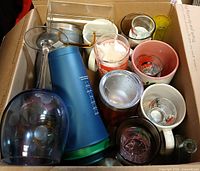 Overview of all mixed drinkware pieces in box