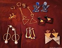 All items laid out on fabric showing entire lot