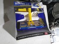 Front view of sealed Pasco Painting Kit box