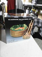 Retail box showing Teakwood Salad Bowl Set and contents list