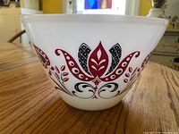 Exterior view showing Modern Tulip pattern and bowl shape