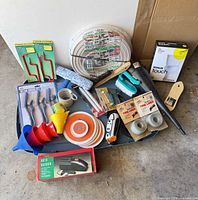 Lot overview showing all items on tray