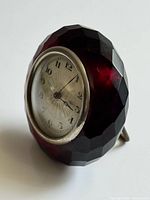 Front view showing faceted bakelite case and dial