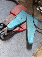 Group of all three fin pairs on floor