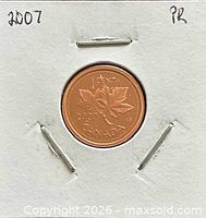 Front of cardboard holder showing reverse maple leaf design and 2007 CANADA legend