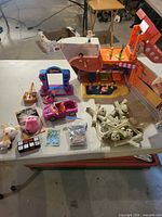 Entire lot overview on table