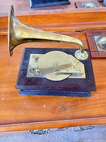 Top angle showing entire gramophone music box