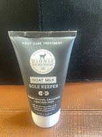 Front view of tube showing brand, product name, claims, net weight