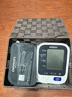 Monitor, cuff and basket overview