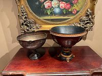 Both pedestal bowls side by side on table