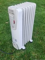 Front and side view of DeLonghi Type 2507 heater