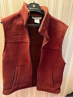 Front view Columbia burnt-orange fleece vest
