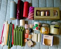 Full lot overview showing all assorted candles