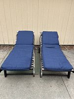 Both chaise lounges with cushions in place