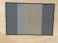 Entire Chilewich mat showing color bands and weave