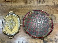 Both trays front view