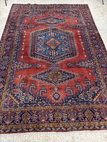 Full view of Viss wool rug showing overall design and dimensions