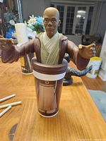 Mace Windu character topper attached to cup front view