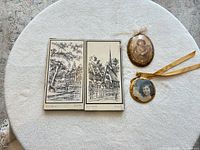 Overview of both prints and both plaques on surface