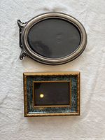 Front view of both picture frames