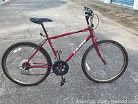 Drive side view of entire bicycle