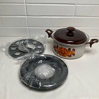 Fondue pot with lid, stand ring, burner plate and burner