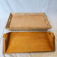 Top view of both trays showing surfaces and color contrast