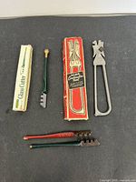 Overview of all five glass cutters and two boxes