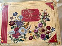 Front of sealed Classic Floral Gift Set box with floral artwork