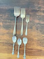 Front view showing all six pieces