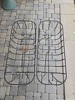 Overall view showing both planter baskets
