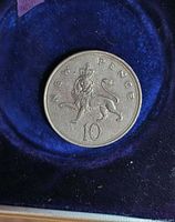 Reverse showing crowned lion and denomination 10