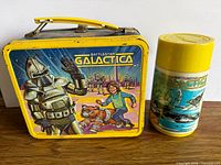 Front panel of lunch box and thermos