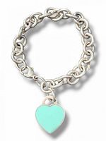 Front view showing enamel heart charm and rolo links