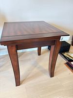 Full view of end table front and side