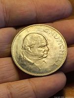 Obverse side with Churchill portrait