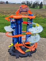 Front angled view of multi-level Hot Wheels Ultimate Garage structure